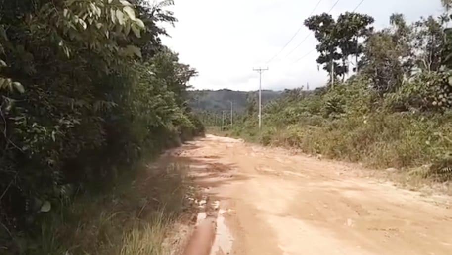 Diduga Pekerjaan Ruas Jalan Nggele–Langganu Tidak Sesau RTRW