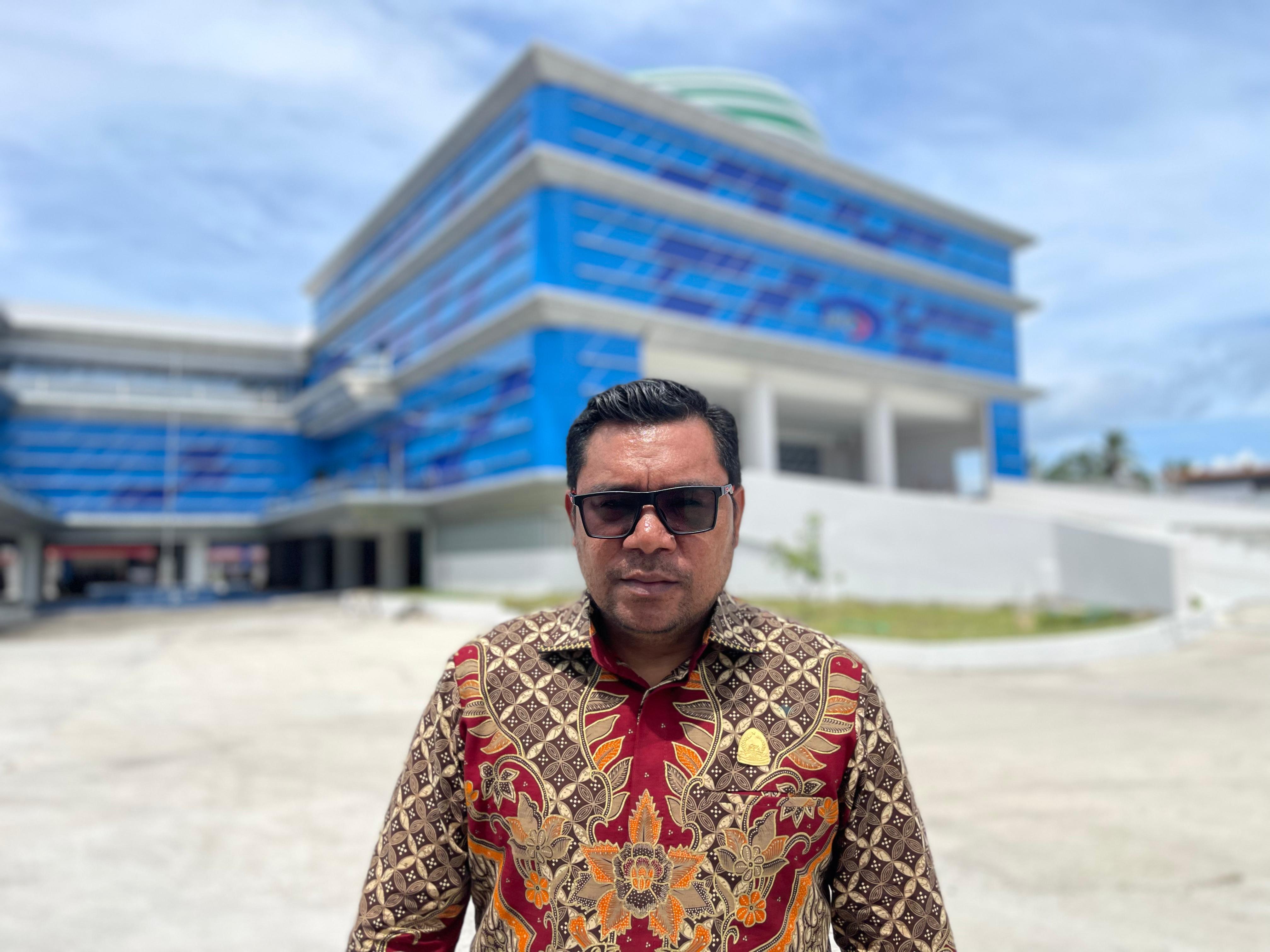 Ketua Komisi III DRPD Taliabu Serahkan Rekomendasi Pansus Pinjaman Daerah ke BPKP Maluku Utara