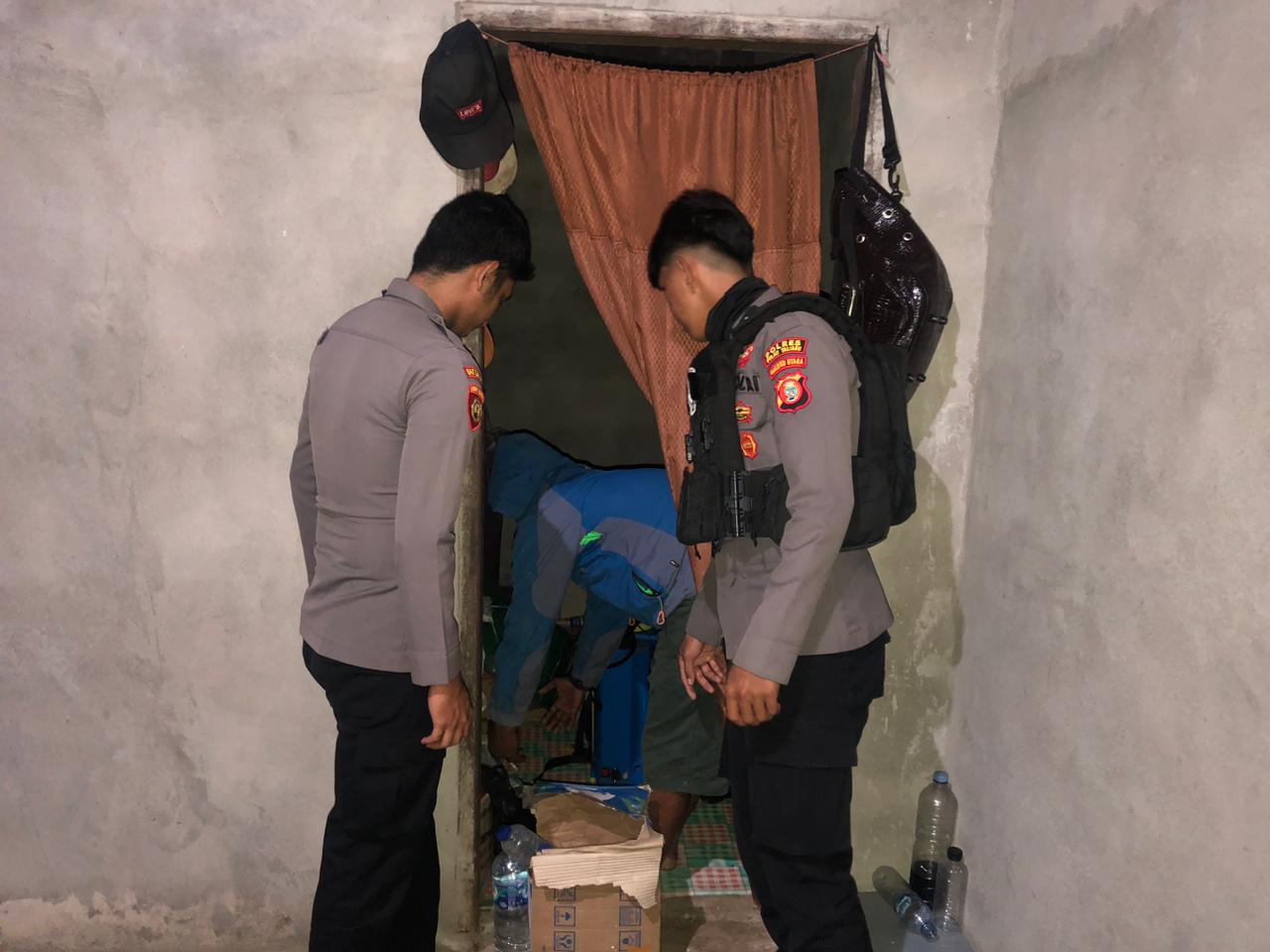 Polsek Siap Gela Gelar Razia Miras di Jorjoga, Ini Yang Ditemukan