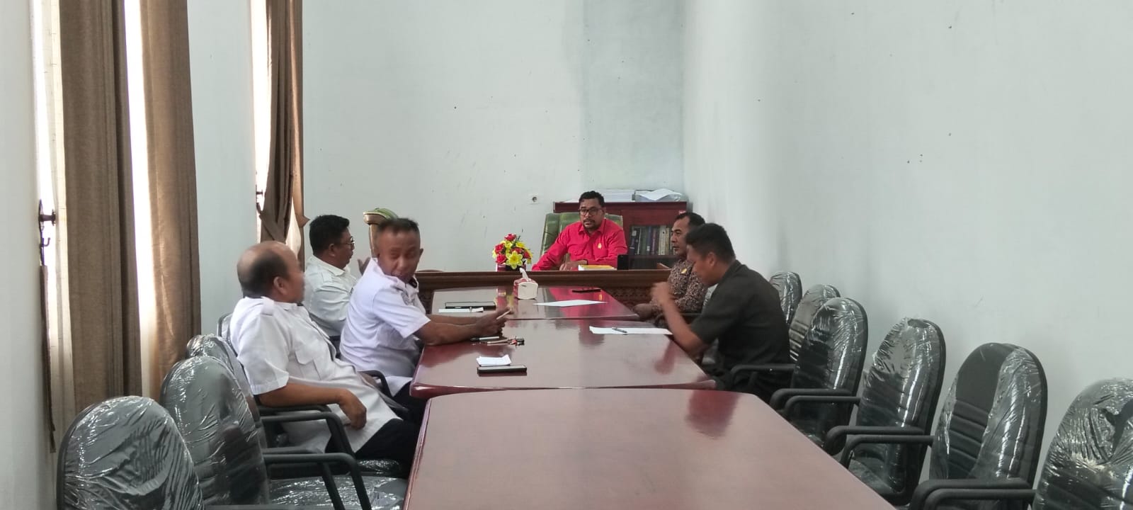 Komisi III DPRD Taliabu Gelar Rapat kerja Bersama Dinas Perkim dan Dinas Perhubungan Bahas Pembangunan Bandara Dufo