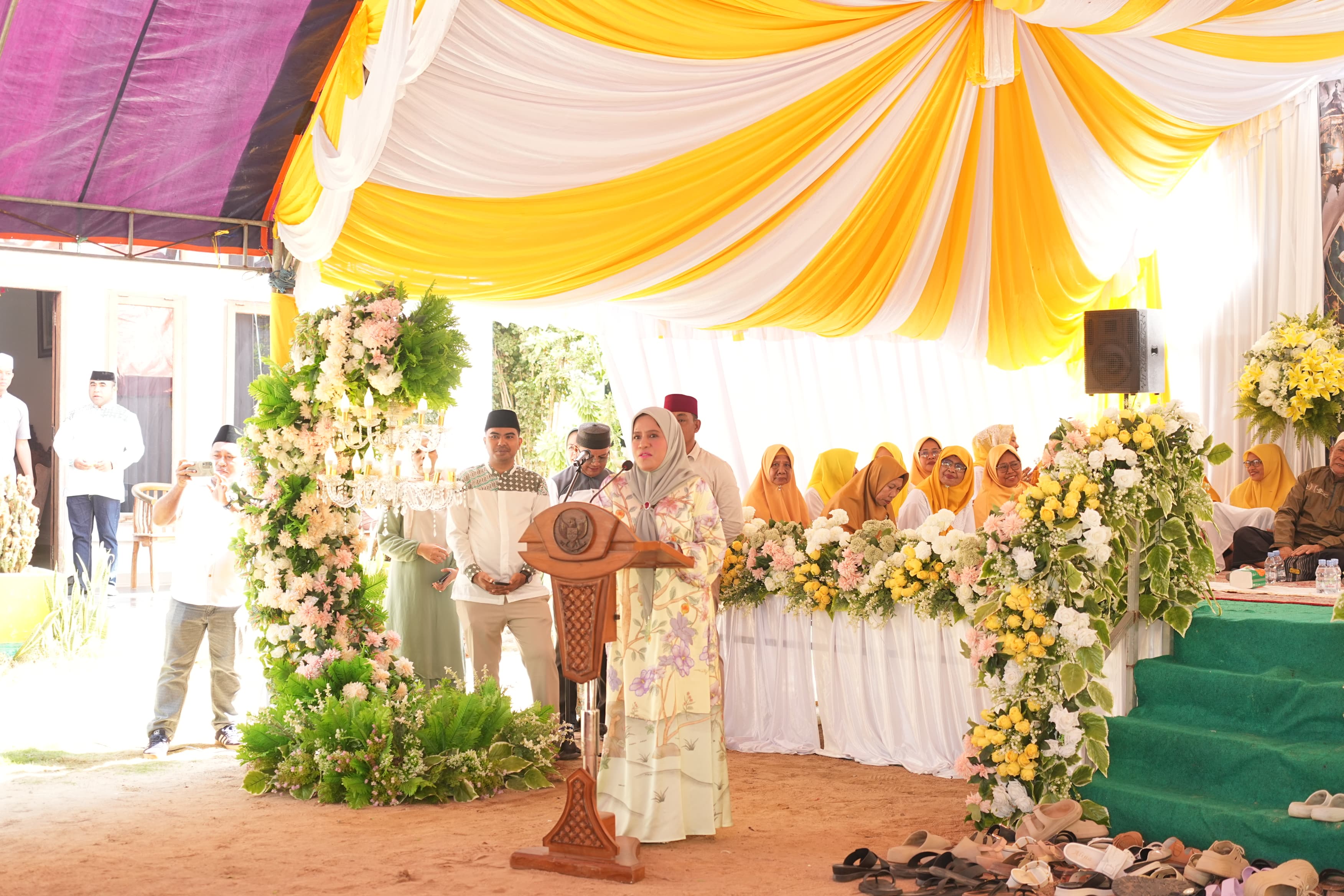 Bupati Kepulauan Sula Peringati Maulid Nabi Sebagai Momentum Pererat Silaturahmi